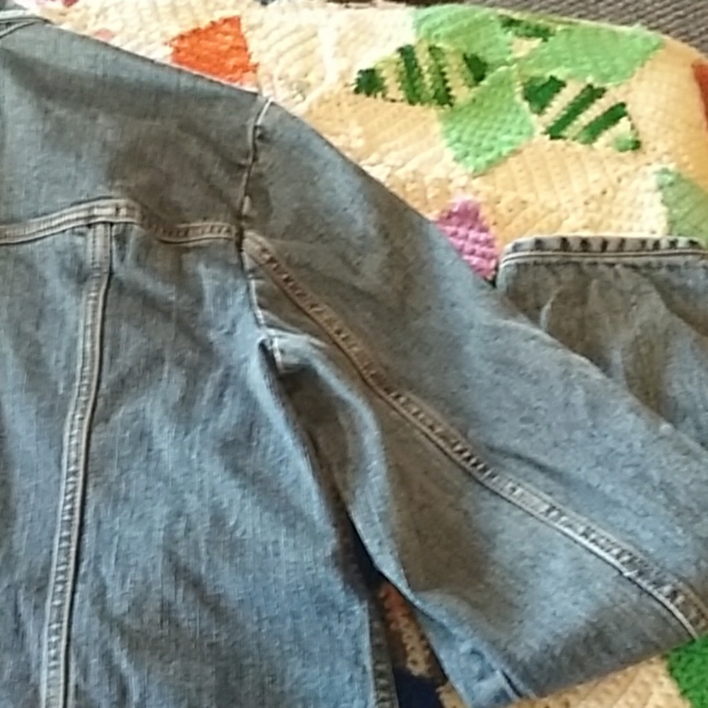 Denim jacket - Picture 4 of 6